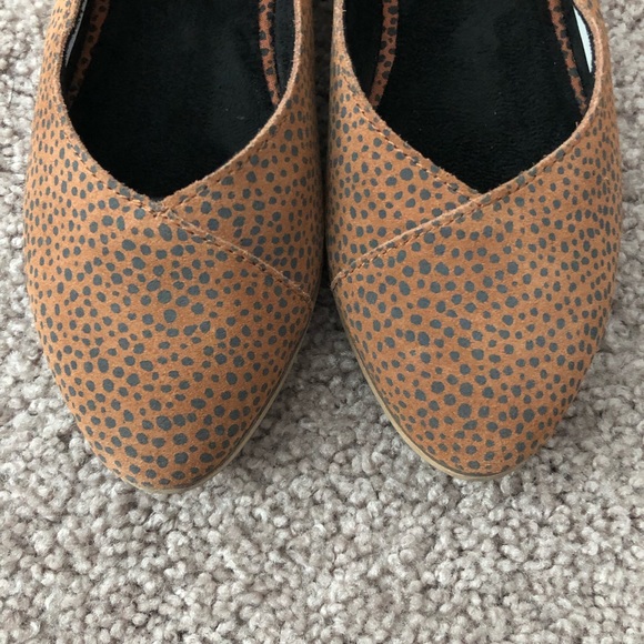 Toms Julie Slingback Shoes - Picture 5 of 12